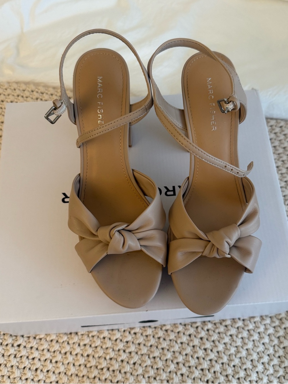 Marc Fisher Beige Deren Heels in 8.5